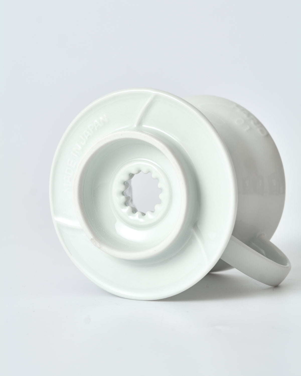 HARIO V60 Dripper Ceramic White