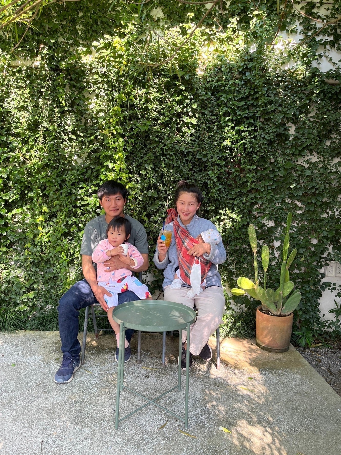 What Does Thai Coffee Taste Like? (Part 2) The Story of the Young Producers, Ayo & Mika