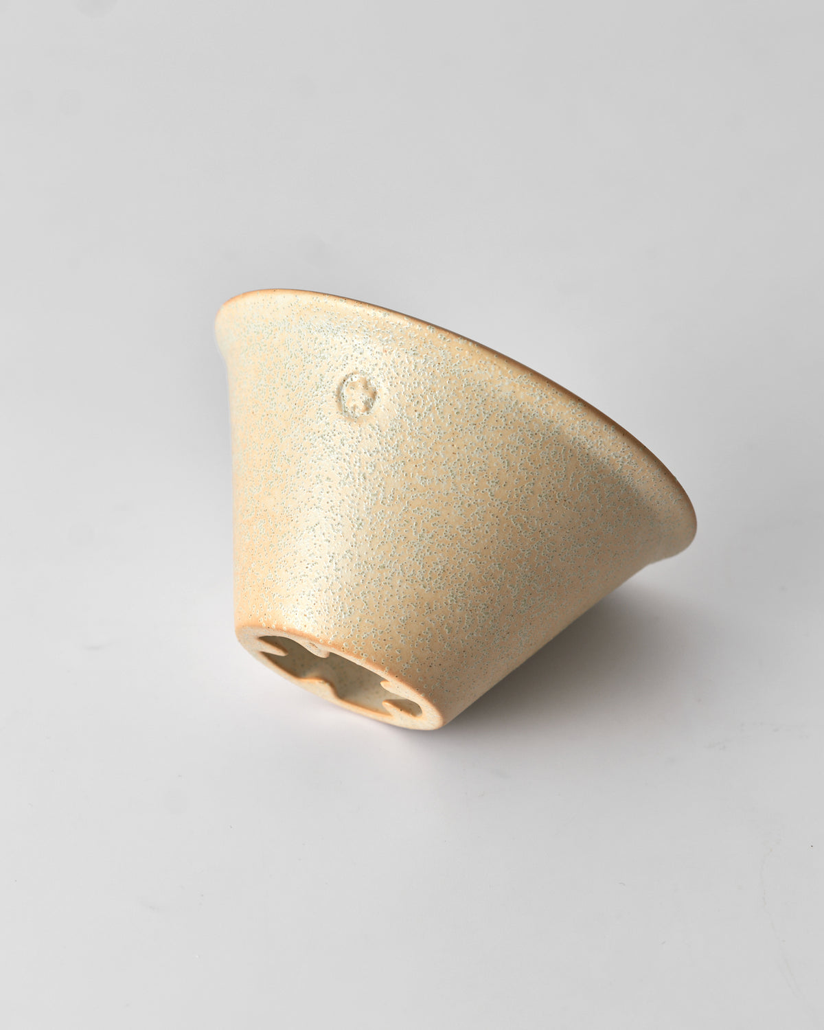 tukumo Dripper "Seto-yaki" by little flower coffee