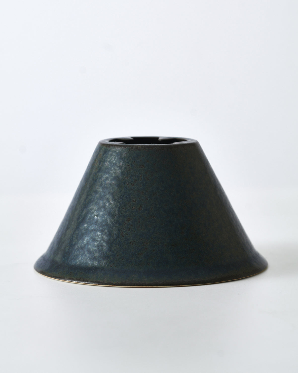 tukumo Dripper "Seto-yaki" by little flower coffee